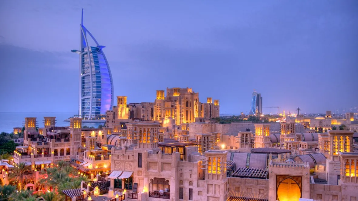 مدينة جميرا ليفنج